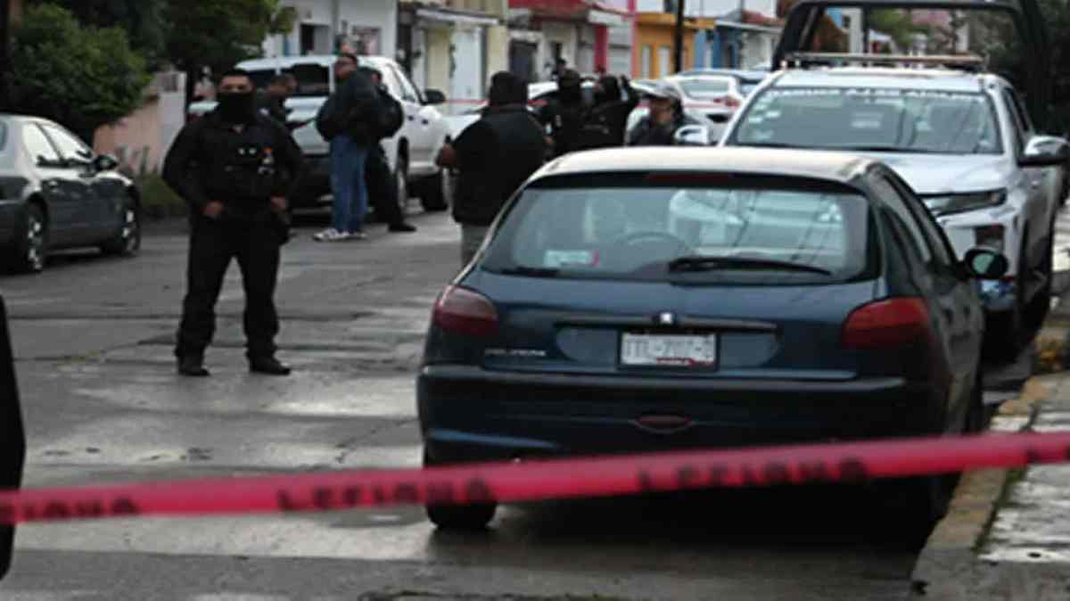 Mujer pidió ayuda a su padre antes de ser hallada sin vida en la colonia 10 de Mayo, Puebla