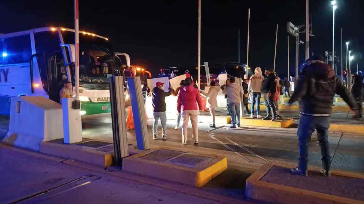 Detienen a presidente auxiliar durante investigación por asesinato del periodista Josué Martínez; protestas llegan a la autopista México-Puebla