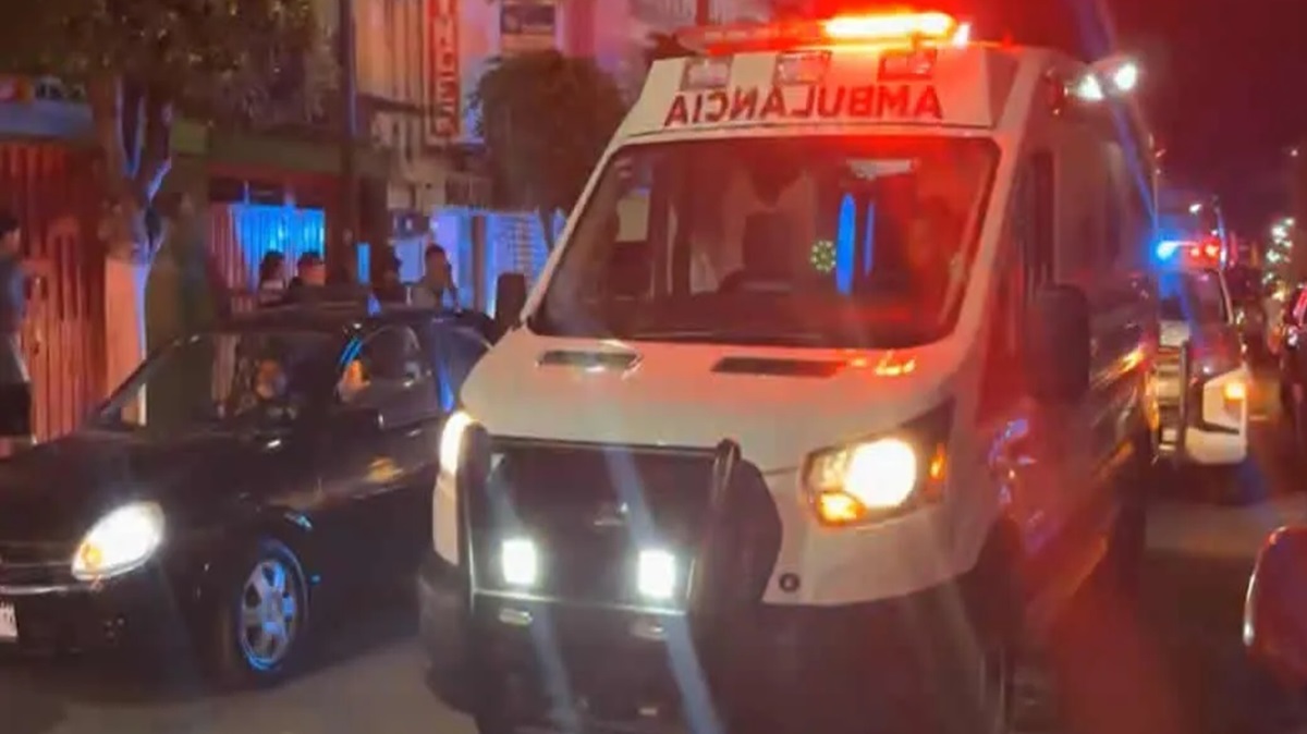 Mujer apuñala a su esposo en Puebla: una discusión por celos termina en tragedia hospitalaria