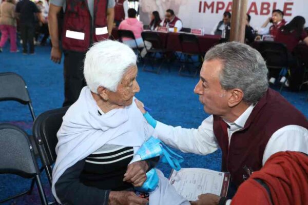 Pepe Chedraui acerca servicios y atención ciudadana con “Día del Pueblo” y “Feria de Paz” en Xonaca