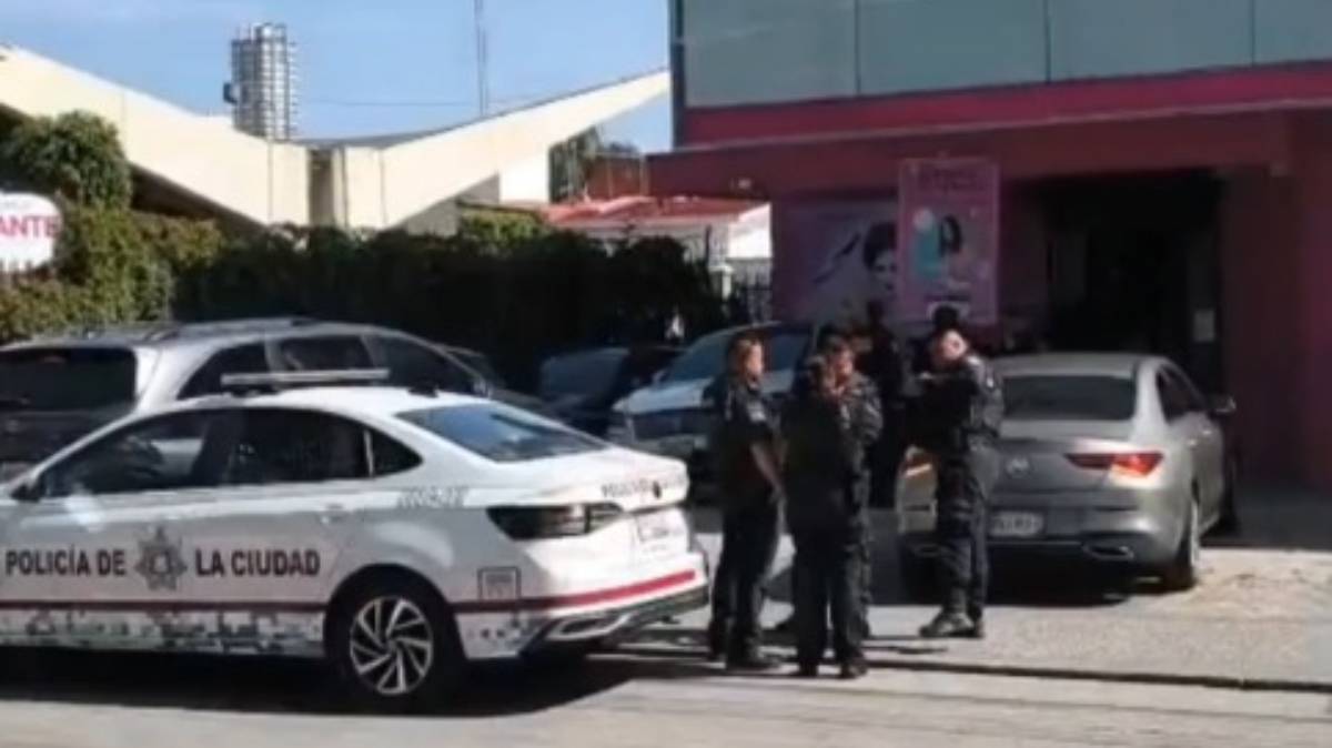 Policía Auxiliar muere tras disparo en la cabeza en Las Ánimas, Puebla