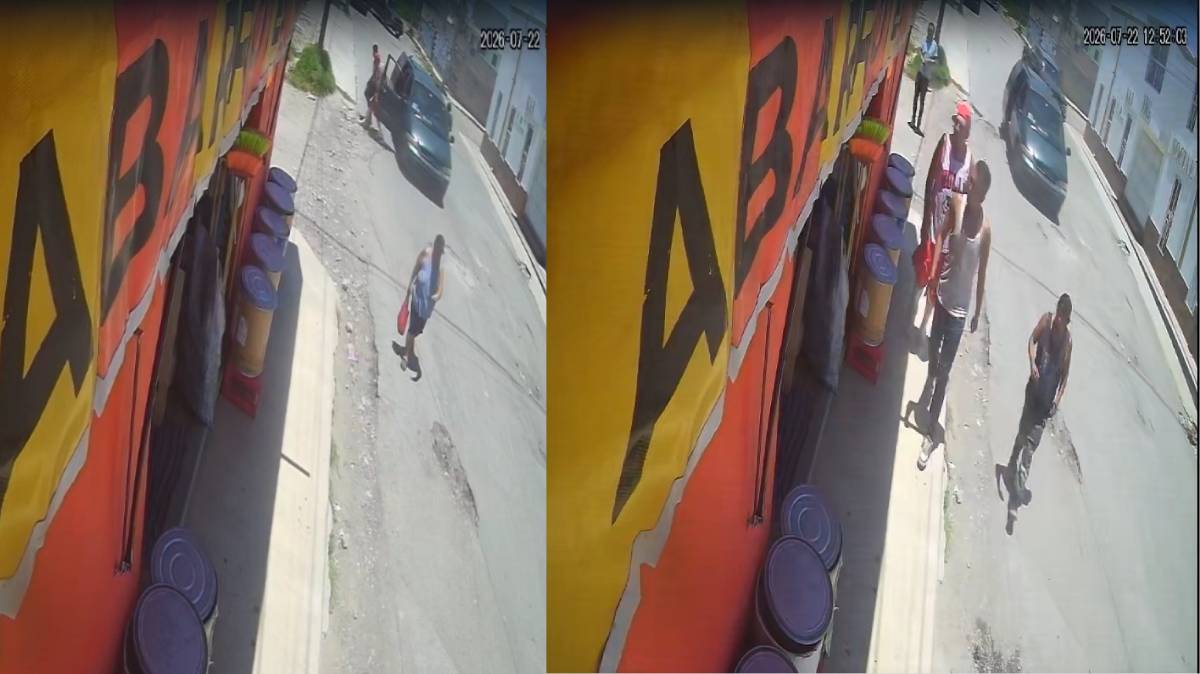 Intento de secuestro en Puebla: camioneta Voyager persigue a vecina en Valle de las Flores