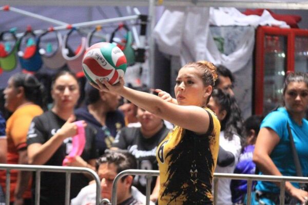 Puebla vive la intensidad del Festival Máster de Voleibol: cientos de equipos mantienen en movimiento a la ciudad