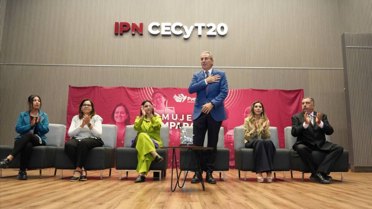 Puebla lleva la prevención de la violencia digital al IPN; Olimpia Coral habla ante estudiantes