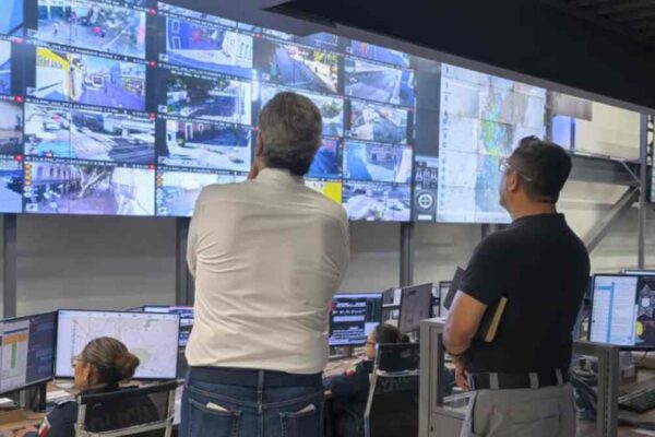 Pepe Chedraui supervisa monitoreo de cámaras y vasos reguladores para fortalecer la prevención en Puebla