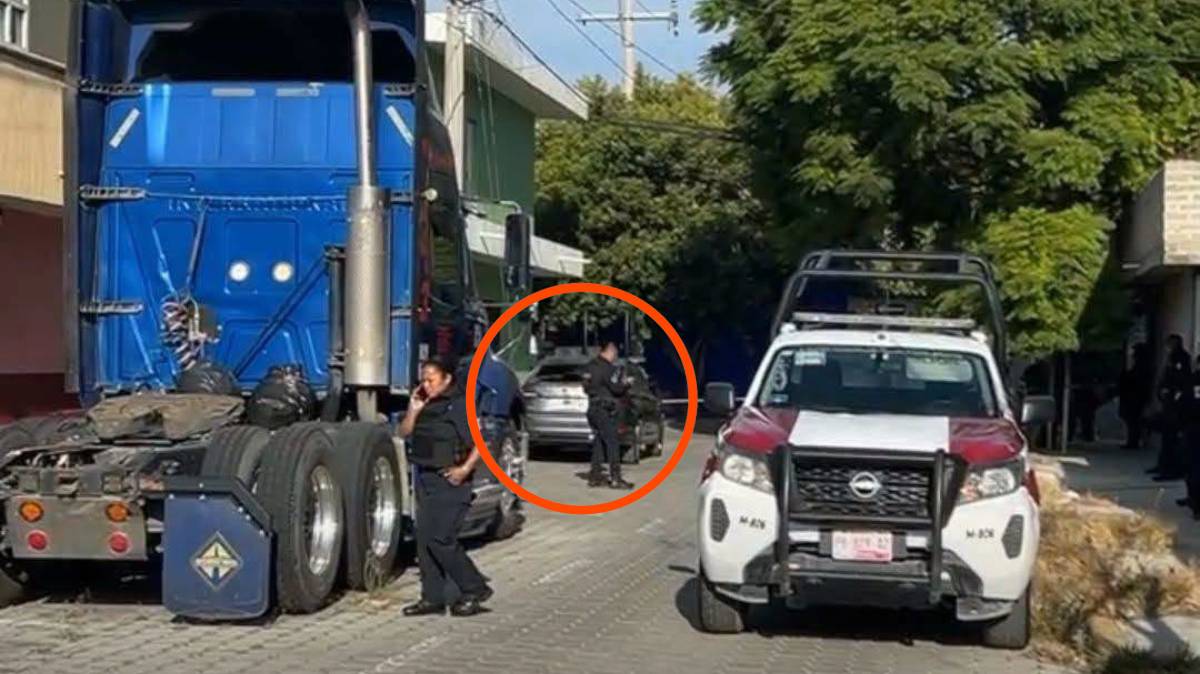 Explosión daña un Volkswagen Jetta en Tehuacán; investigan posible ataque y una versión apunta al “gota a gota”