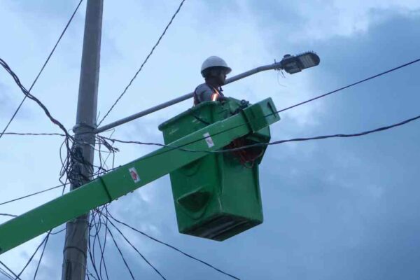 Jardines de San José ya tiene alumbrado 100% LED; modernizan 184 luminarias en beneficio de más de 3 mil vecinos