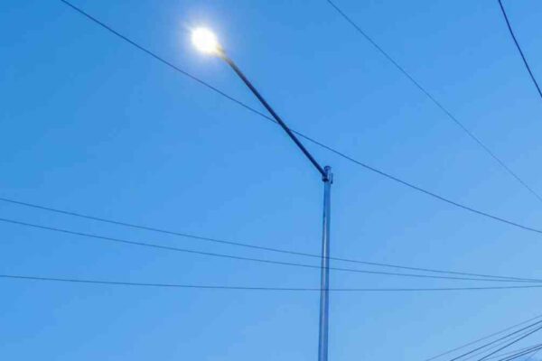 Galaxia Bosques de Amalucan ya cuenta con alumbrado 100% LED; modernizan 142 luminarias