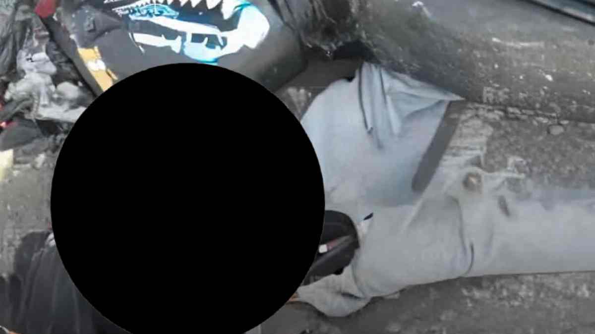 Ejecutan a un joven y abandonan su cuerpo junto a una motocicleta en Atlixco; Fiscalía investiga el crimen