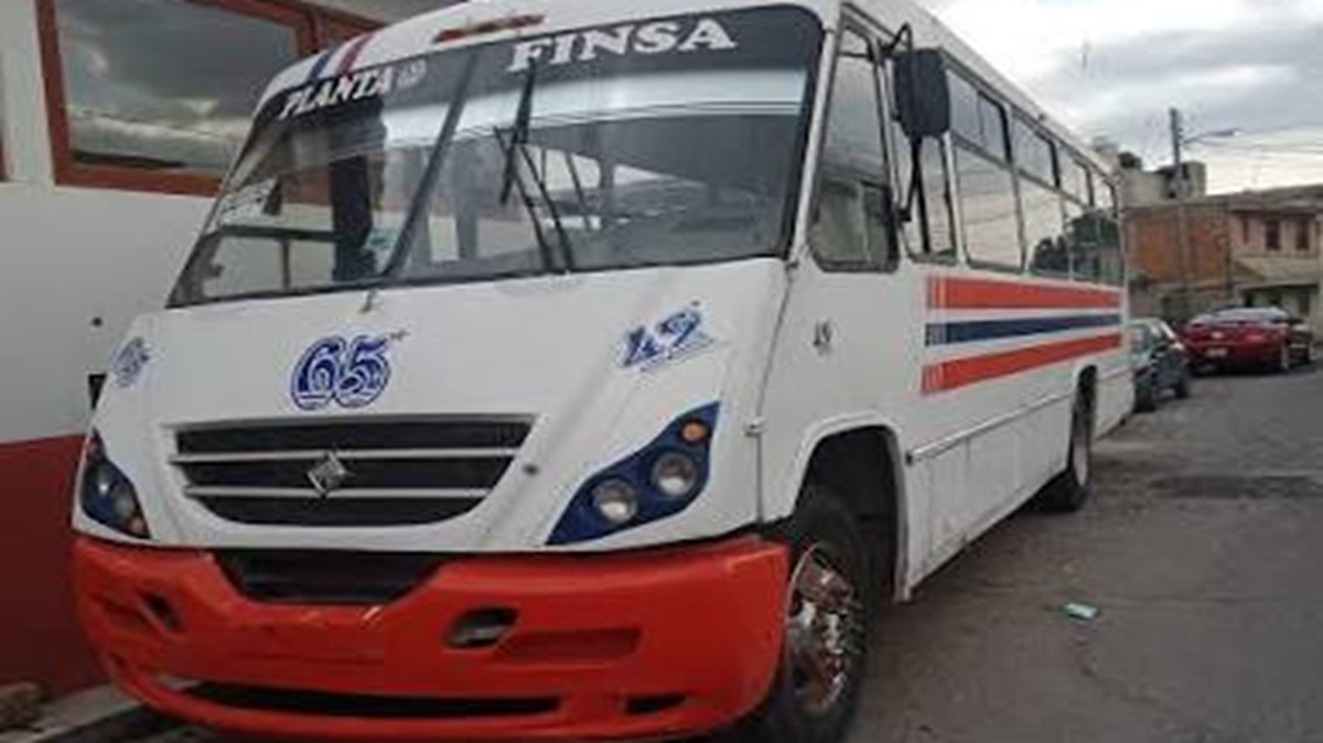 El terror sobre ruedas: Vuelven a asaltar a pasajeros de la Ruta 65 a plena luz del día en Santa Anita