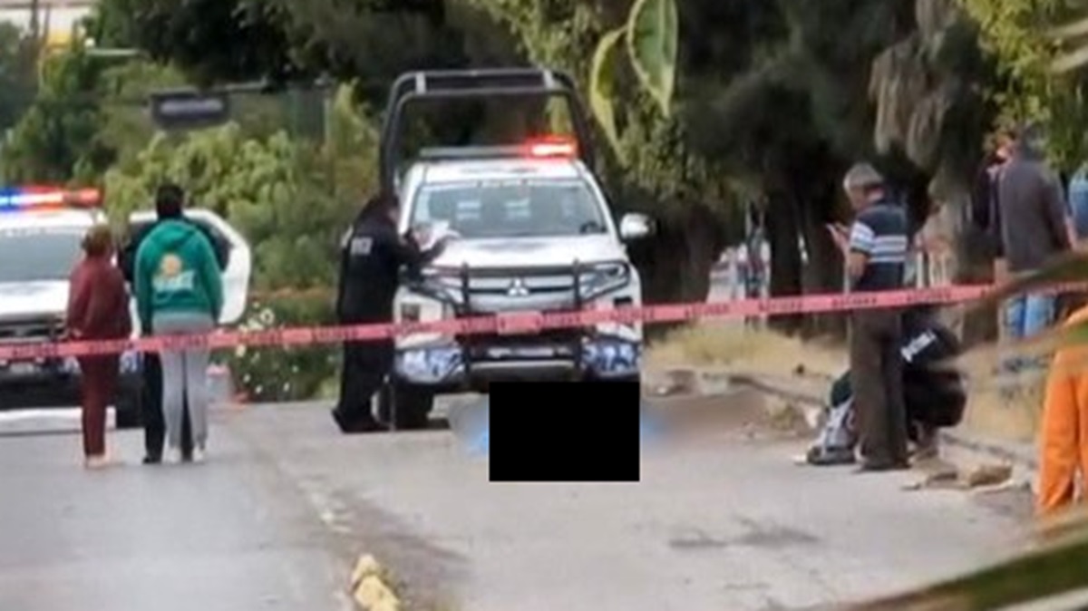 ¿Qué pasó en la 11 Sur? Joven de 19 años muere tras trágico derrape de moto al sur de Puebla