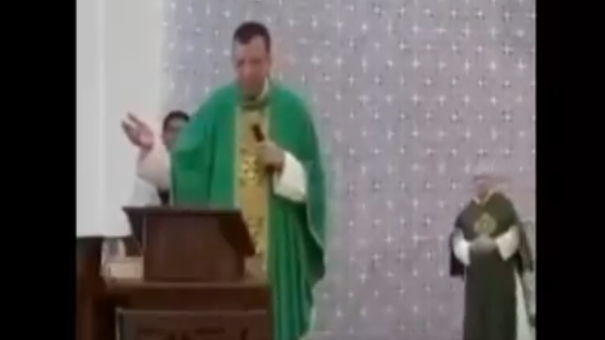 Balacera interrumpe misa: Feligreses se resguardan en templo tras persecución