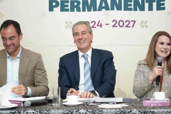 Pepe Chedraui reúne a empresarios, universidades y sociedad para definir agenda de desarrollo para Puebla