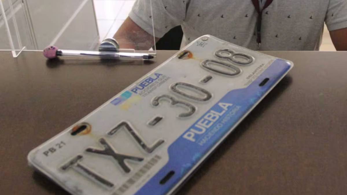 ¡Oficial! Puebla anuncia canje de placas azules: Costará 999 pesos para autos al corriente