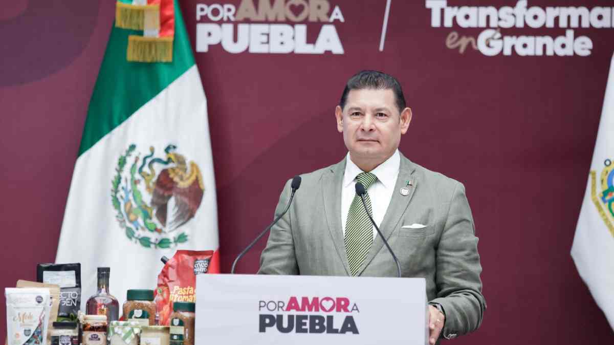 “Eso sí calienta”: Armenta exige pruebas tras señalamientos de vínculos con huachicol
