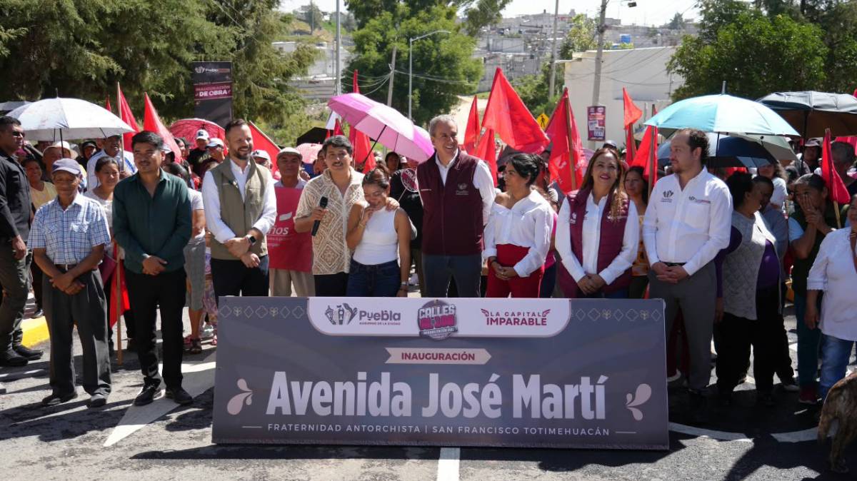 Pepe Chedraui entrega rehabilitación de calle José Martí; obra beneficia a más de 10 mil personas en Puebla