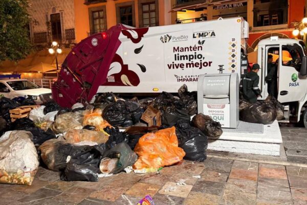 Ayuntamiento de Puebla entrega cobros de basura y predial al Gobierno estatal