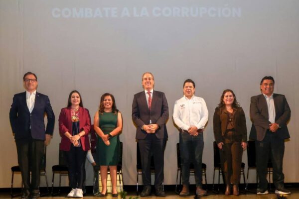 Pepe Chedraui refuerza combate a la corrupción en Puebla con capacitación a servidores públicos