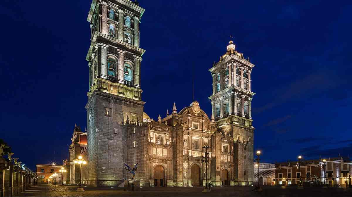 Puebla estrenará iluminación en su Catedral; Pepe Chedraui invita al encendido este lunes