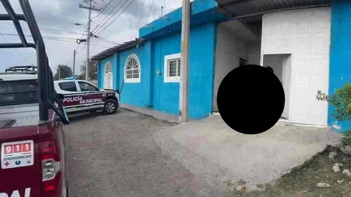 Llegan en motocicleta y lo matan a balazos dentro de su domicilio en Tehuacán