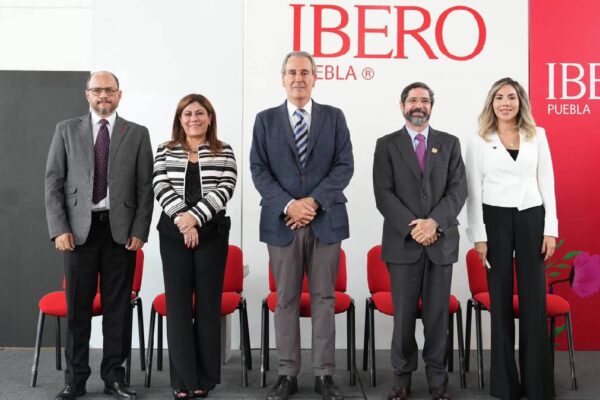 Transparencia para jóvenes: Pepe Chedraui inaugura la Semana de la Transparencia 2026 en Puebla