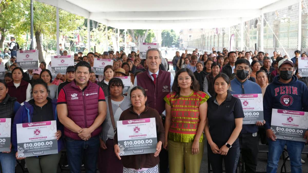 Pepe Chedraui entrega apoyos a 200 personas de comunidades indígenas de Puebla; destinan 2 mdp