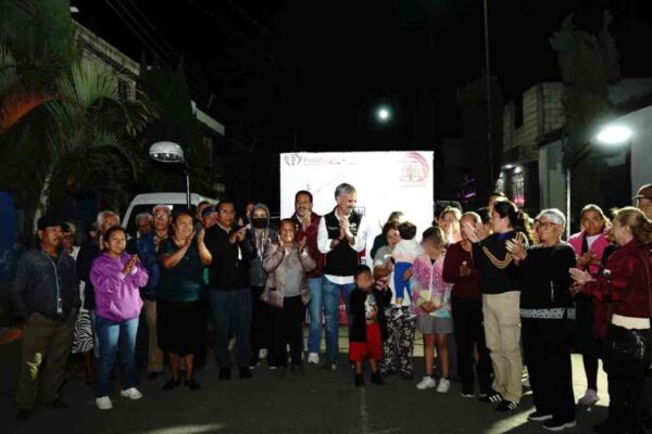 Modernizan 162 luminarias en Historiadores y la colonia queda al 100% con tecnología LED
