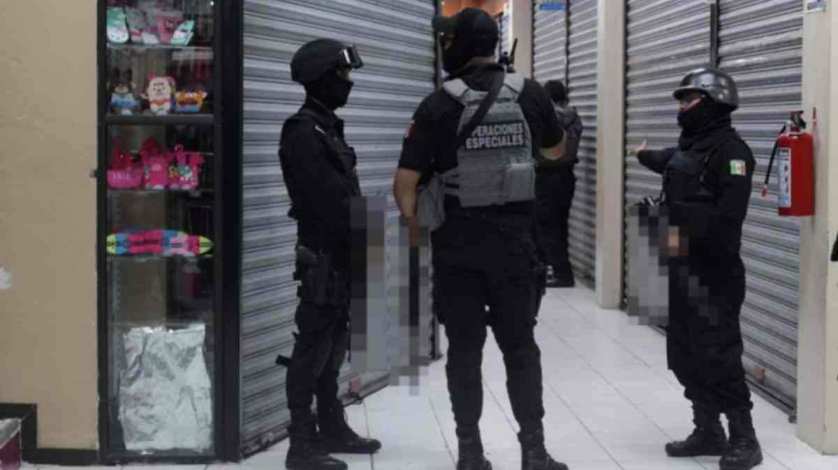 Operativo federal sorprende en la Plaza de la Tecnología de Puebla; revisan locales y documentación