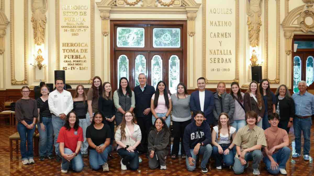 Pepe Chedraui recibe en Puebla a estudiantes de Veterinaria de Oregon State University