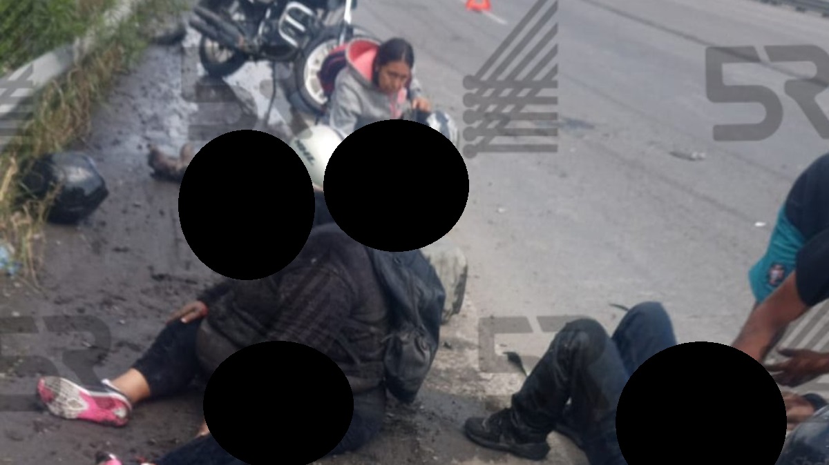 Tragedia en el asfalto: Fuerte accidente de motocicleta en la autopista México-Puebla deja tres lesionados, incluido un menor