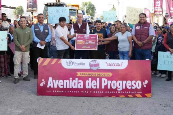 Rehabilitan avenida del Progreso en Totimehuacan; obra beneficiará a más de 13 mil habitantes