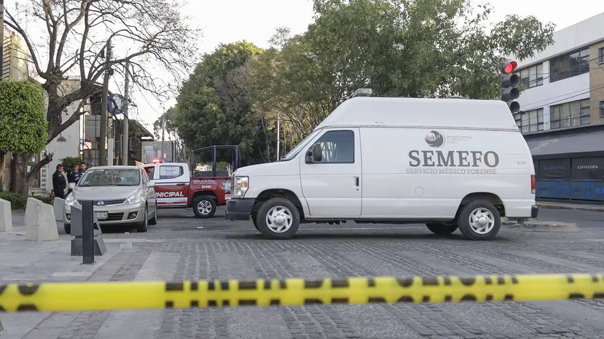 Puebla registra aumento de más de 2 mil por ciento en cadáveres almacenados en el Semefo