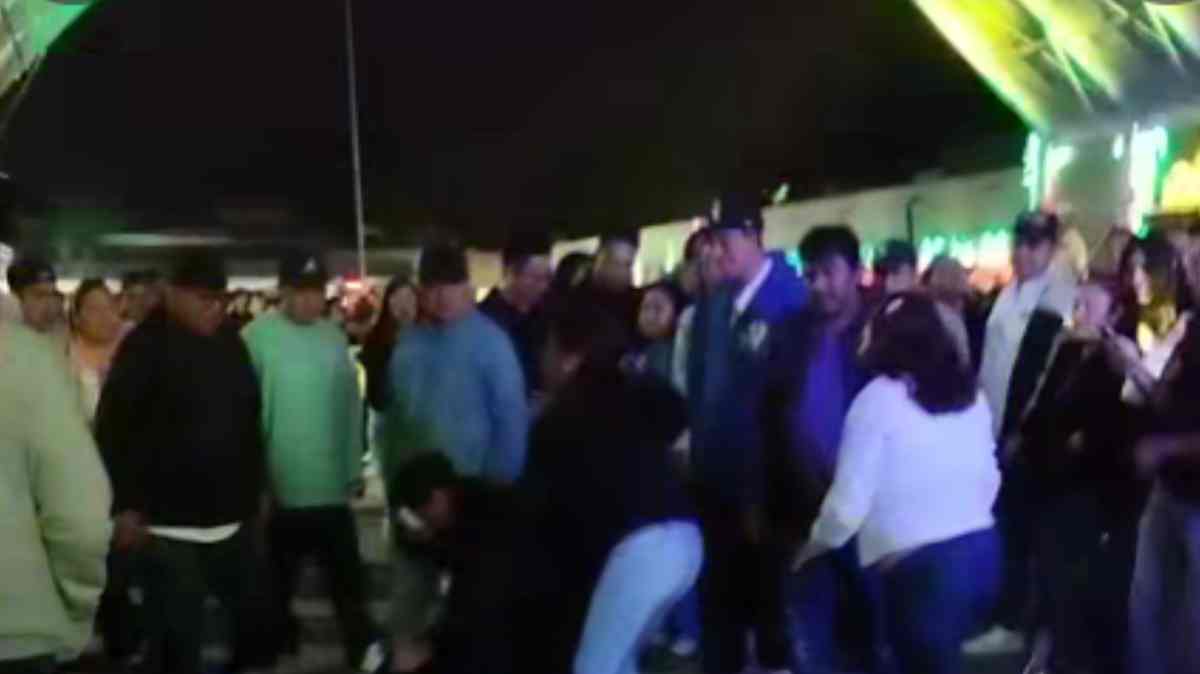 Riña interrumpe la fiesta durante presentación de Sonido Famoso en San Pedro Cholula