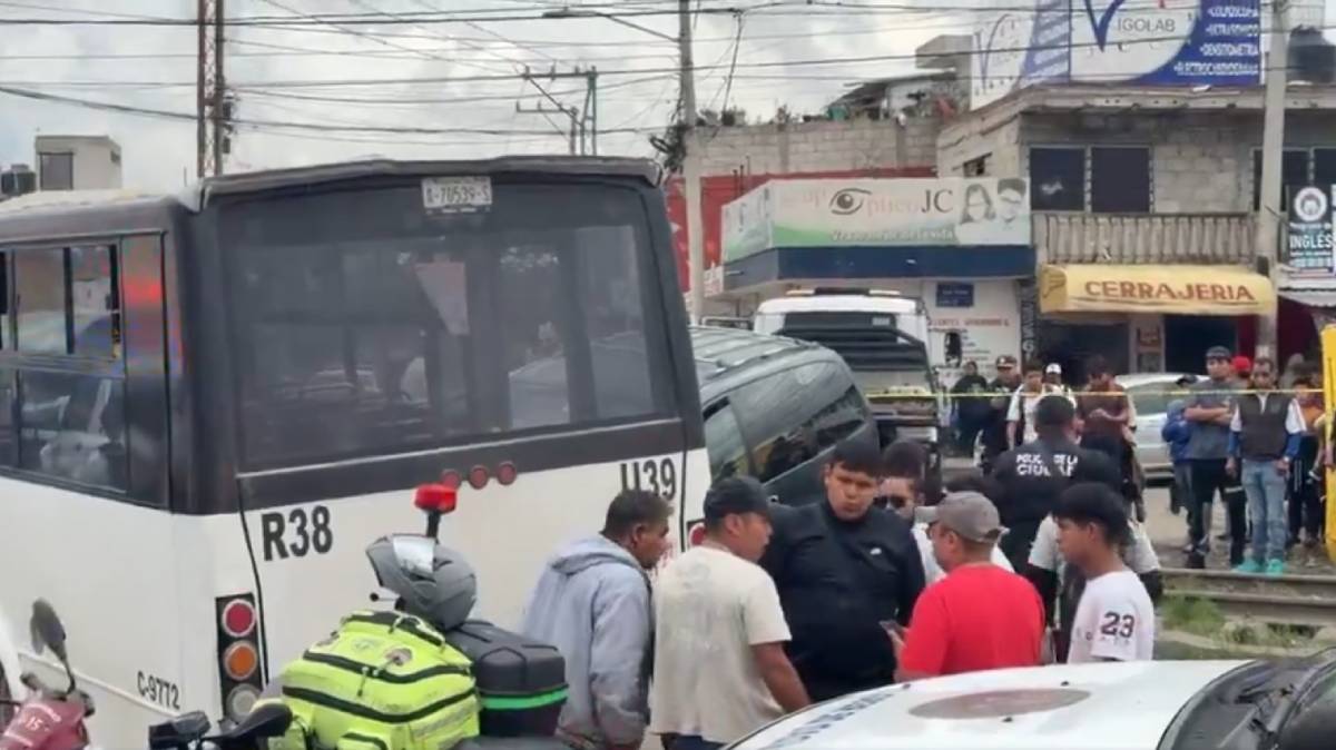 Choque de la ruta 38 y un auto deja siete heridos en Xochimehuacan; detienen a un conductor