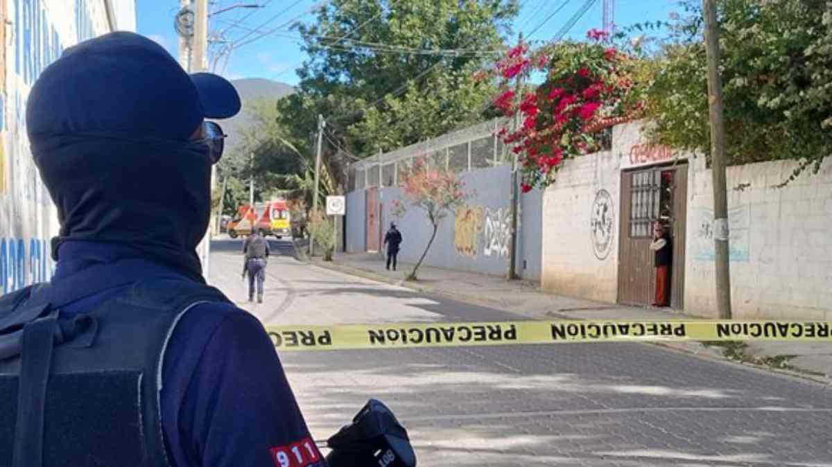 Balean a agentes ministeriales en Tehuacán; uno muere y otro resulta herido