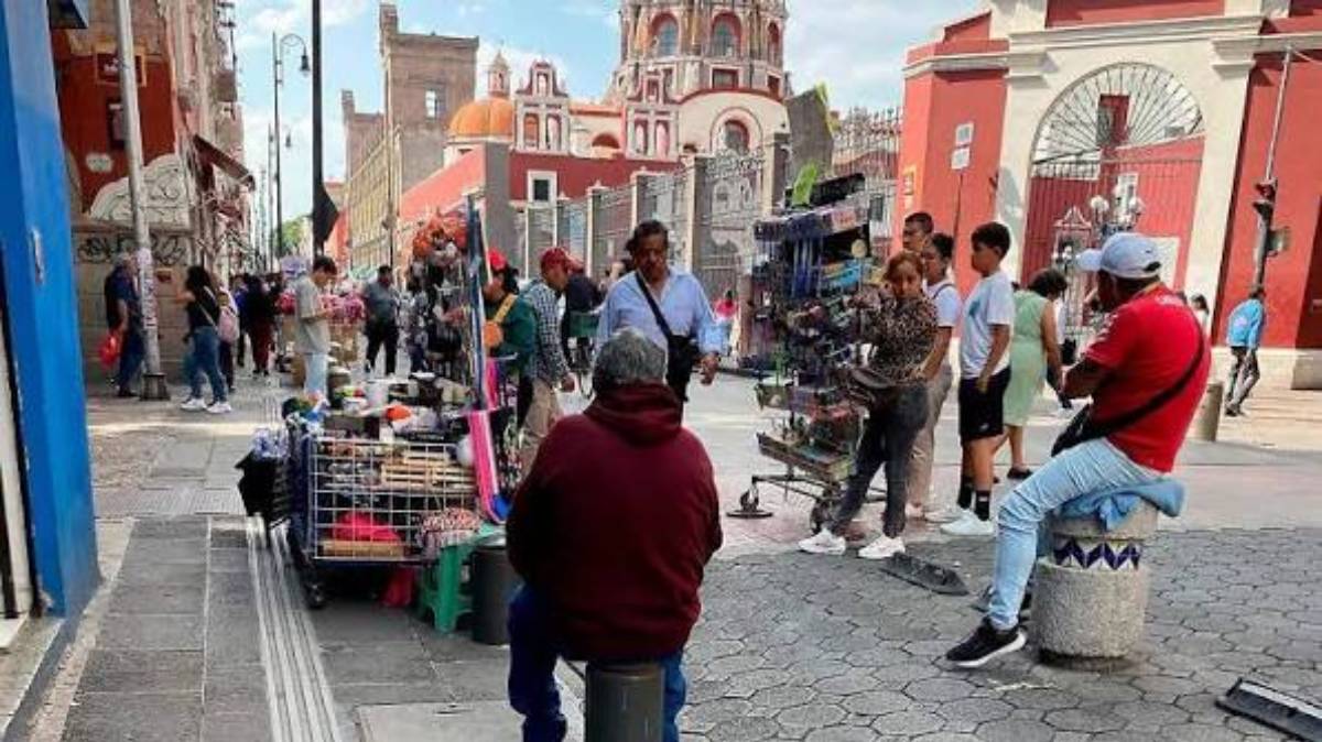 Puebla calcula 20 mil ambulantes en sus calles: retiran a 2 mil y mantienen el veto a nuevos permisos