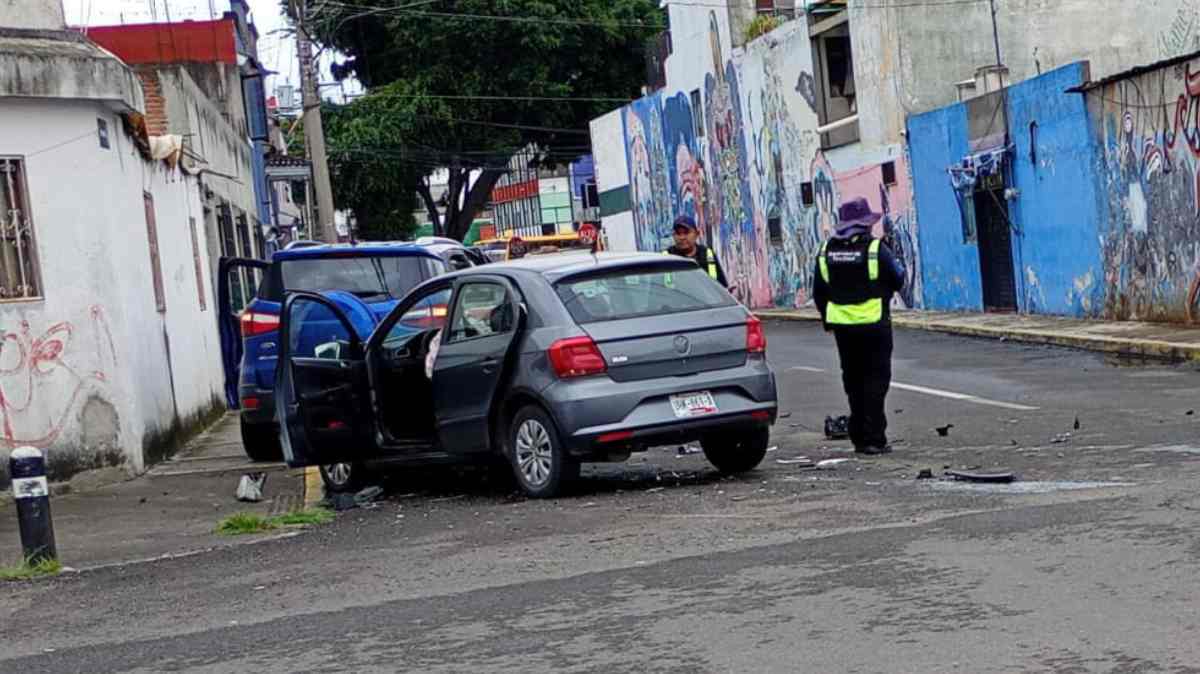 Choques constantes en la 27 Norte y 4 Poniente: vecinos reportan más de cinco al mes