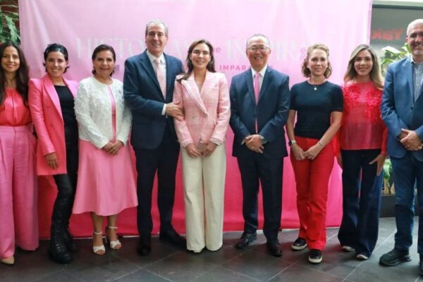Pepe Chedraui y MariElise Budib inauguran conversatorio «Historias que Inspiran» para hablar del cáncer de mama sin miedo