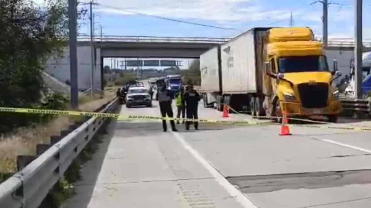 Hallan cadáver de mujer en el Arco Norte, entre Texmelucan y Tlaxcala
