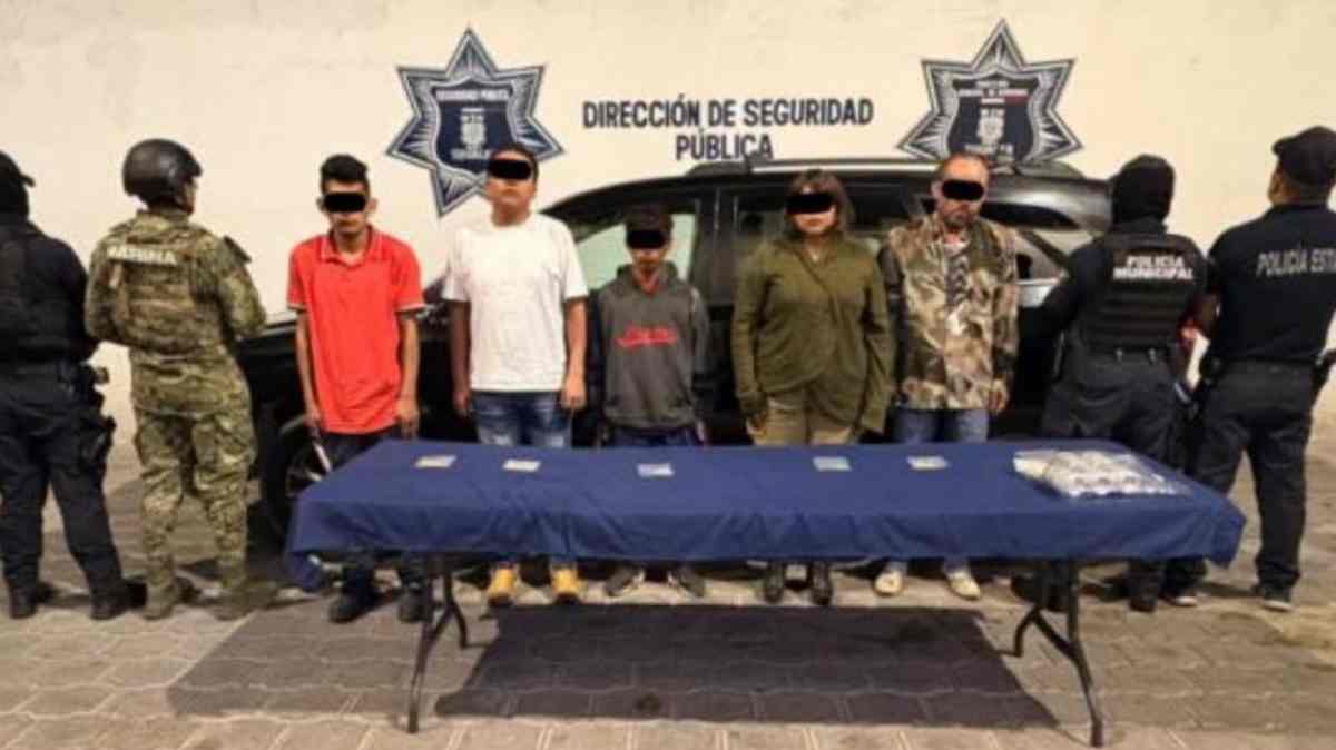 Desarticulan célula ligada al robo de vehículos en estacionamientos de Tehuacán; detienen a cinco