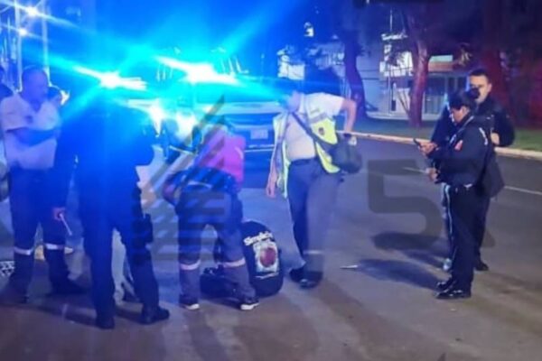 Discute con su novia y termina atropellado en San Manuel; joven sufre fracturas en Puebla