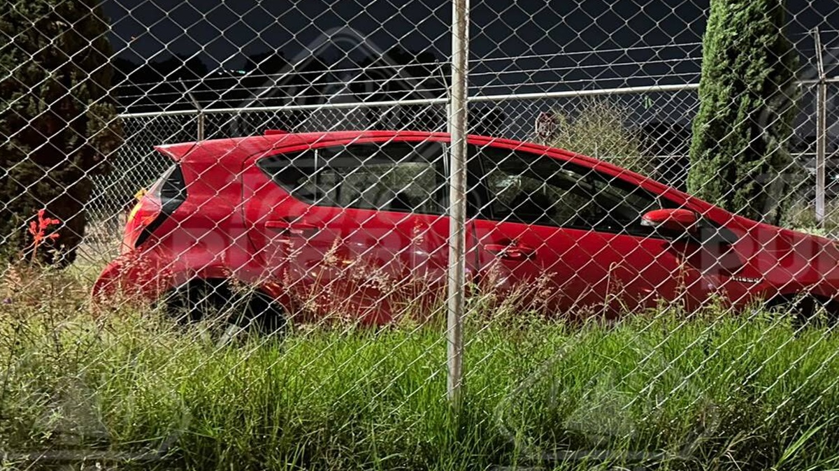 Conductor ebrio se queda dormido y cae a las obras del Cablebús en Bulevar Margaritas en la 11 Sur
