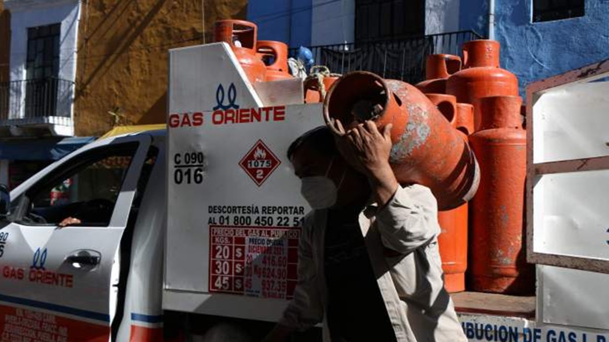 Golpe al bolsillo: Cilindro de gas LP supera la barrera de los 400 pesos en Puebla capital por primera vez en el año