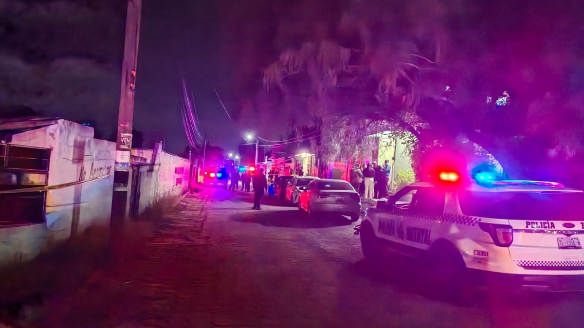 Acto heroico termina en tragedia: Hombre enfrenta a asaltantes en tienda de abarrotes y resulta baleado