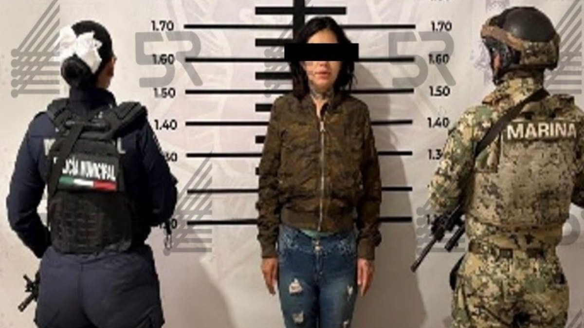 Cae "La Roxana": Detienen a presunta narcomenudista tras riña callejera en Puebla en operativo conjunto de Marina y Policía