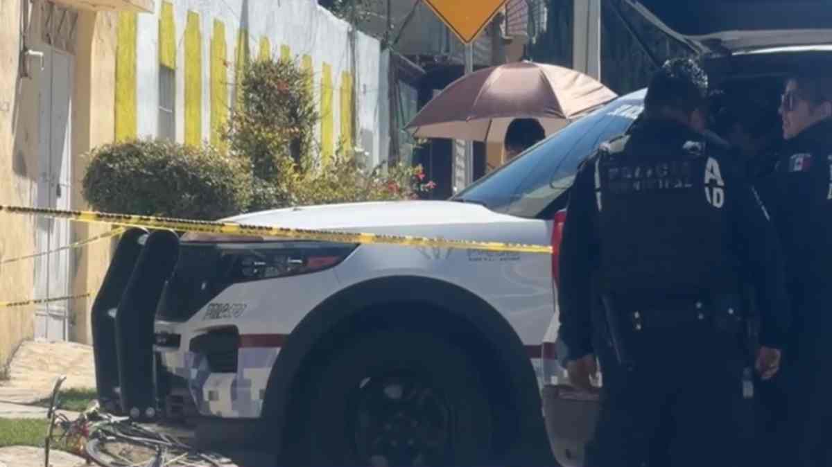 Hallan a hombre sin vida cerca de un parque en la colonia Aquiles Serdán, Puebla