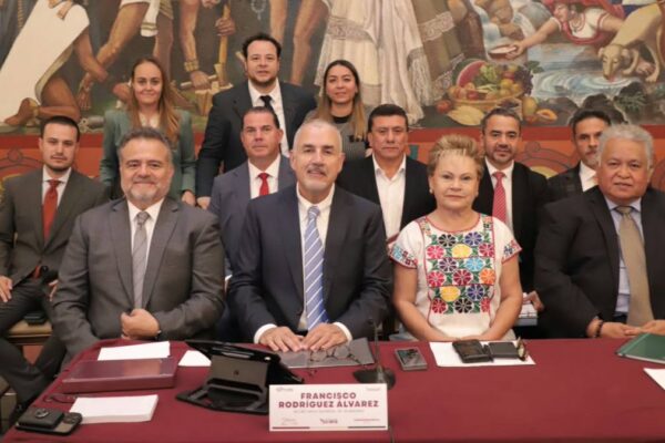 Puebla reporta 367 protestas atendidas y 7 mil acciones de reordenamiento comercial; Franco Rodríguez defiende gobernabilidad de Pepe Chedraui