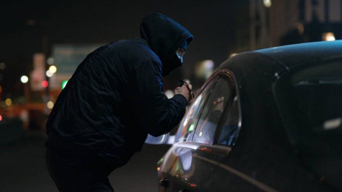 Sentencian a 26 años y medio a hombre que robó un auto y disparó al conductor en Puebla